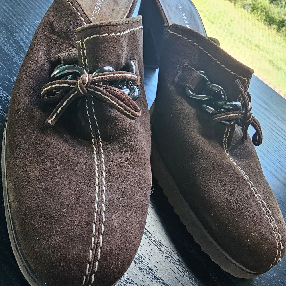 A. Marinelli Brown Suede Mules with Chain Detail Women's Sz 8M - Picture 3 of 9